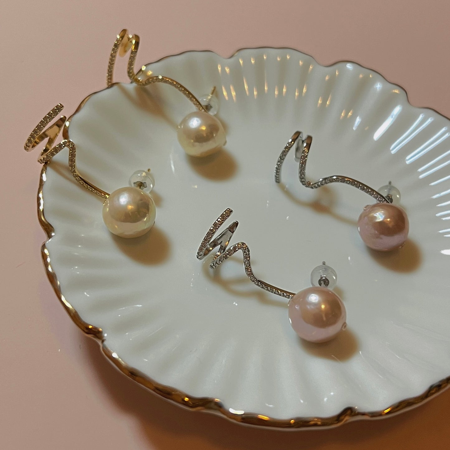 Collection Ephemeral - Pearl earrings