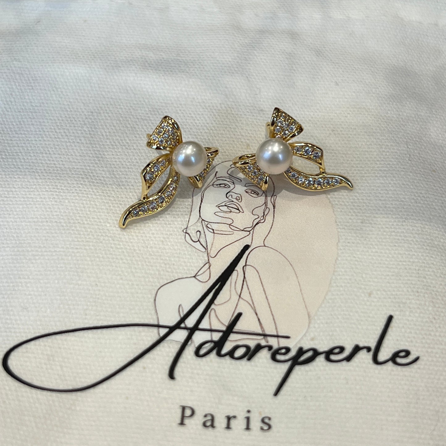 Collection Ephemeral - Pearl earrings