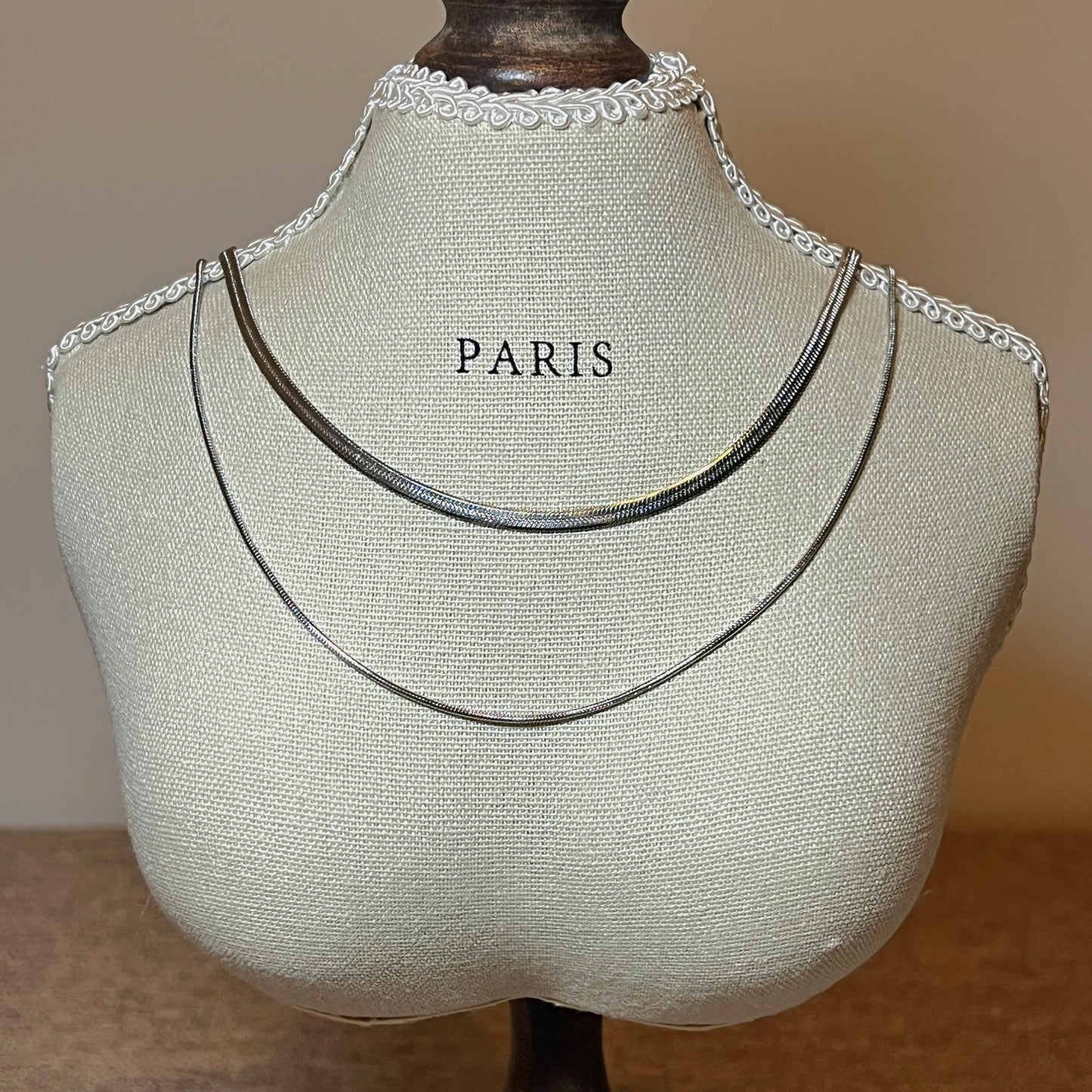Collection Ephémère - Colliers minimalistes