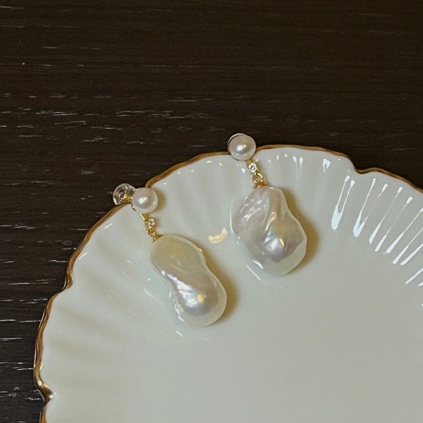 Collection Ephemeral - Pearl earrings
