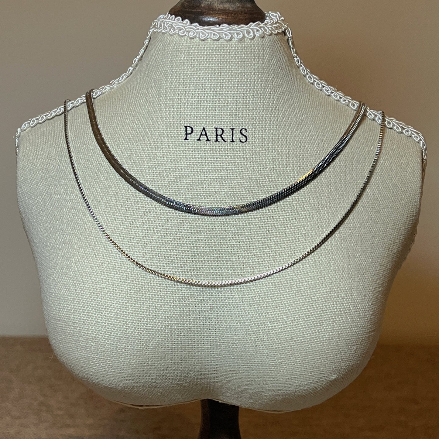 Collection Ephémère - Colliers minimalistes