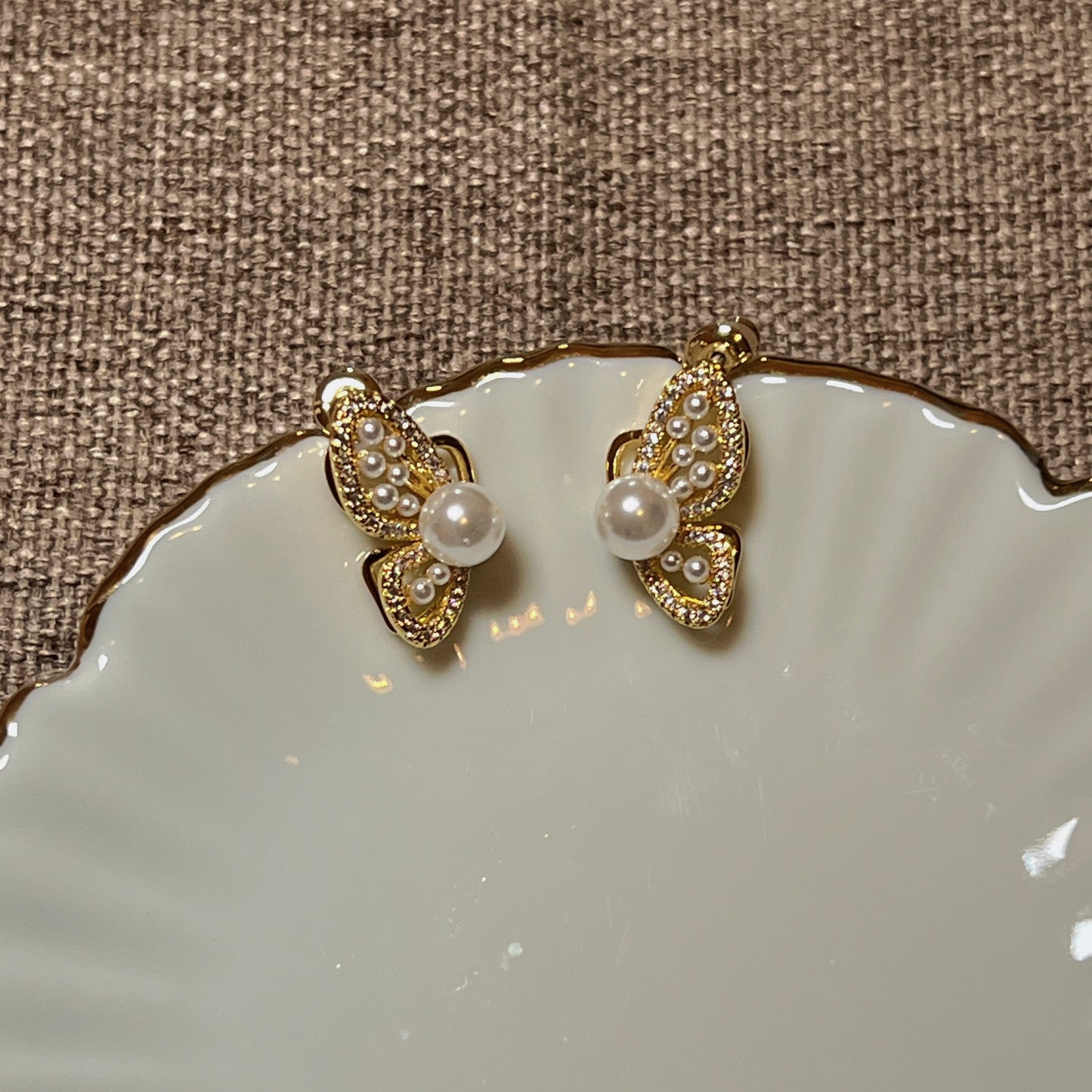 Collection Ephemeral - Pearl earrings