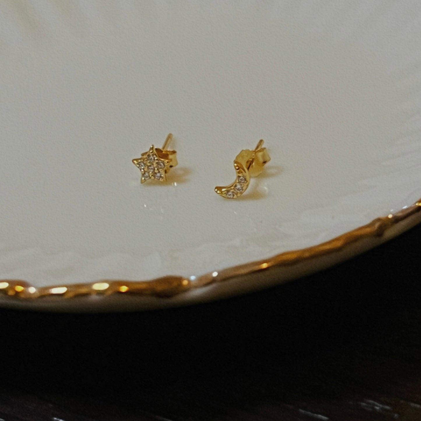 Collection Ephemeral - Minimalist earrings