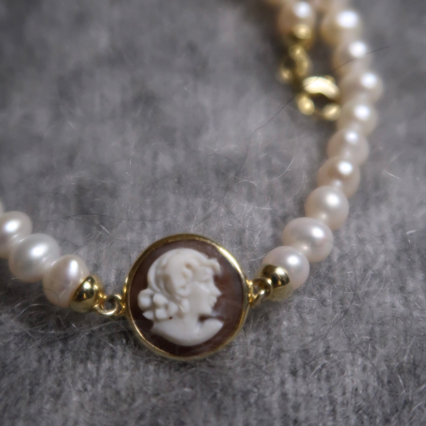 Chocker Necklace La Femme