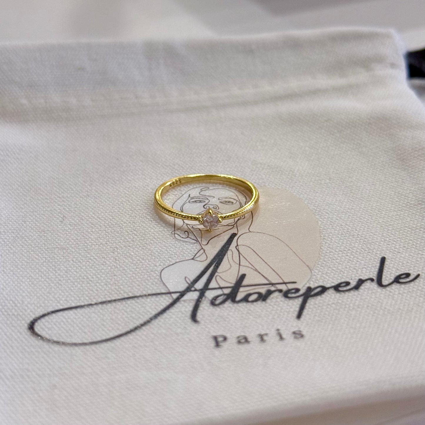 The Marais Collection — Minimalist rings (Gold)