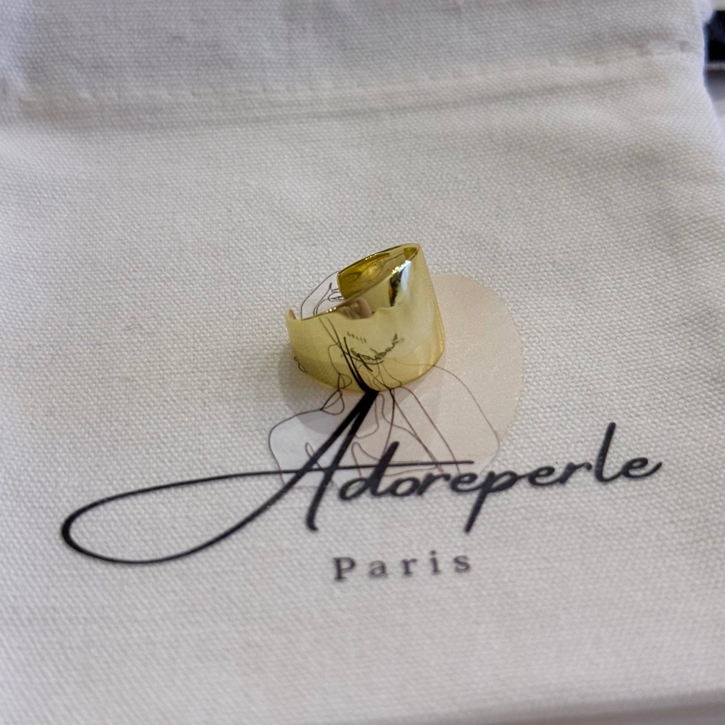 The Marais Collection — Minimalist rings (Gold)