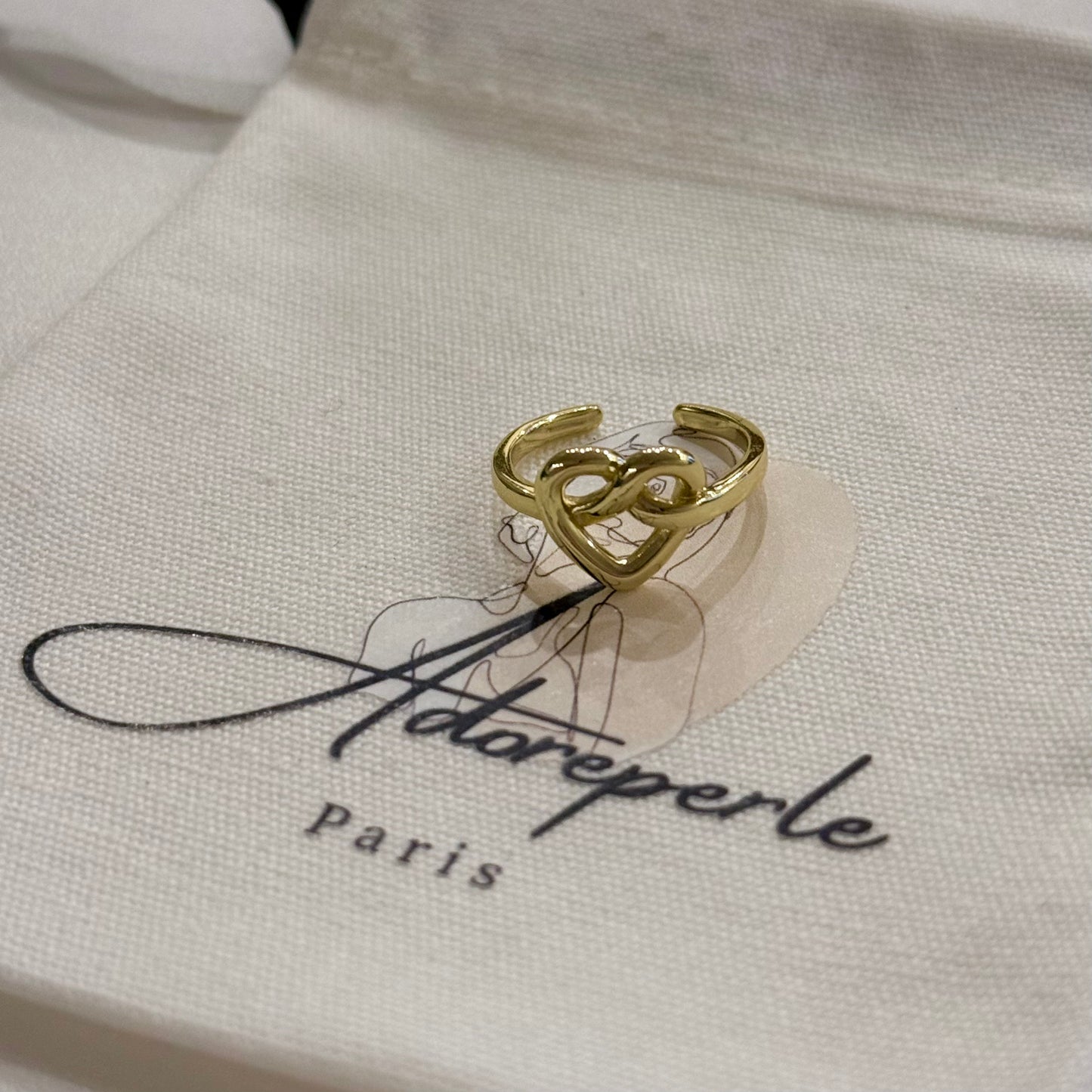 The Marais Collection — Minimalist rings (Gold)