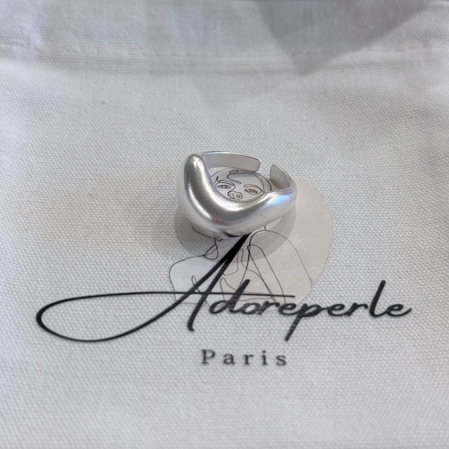 The Marais Collection — Minimalist rings (Silver)
