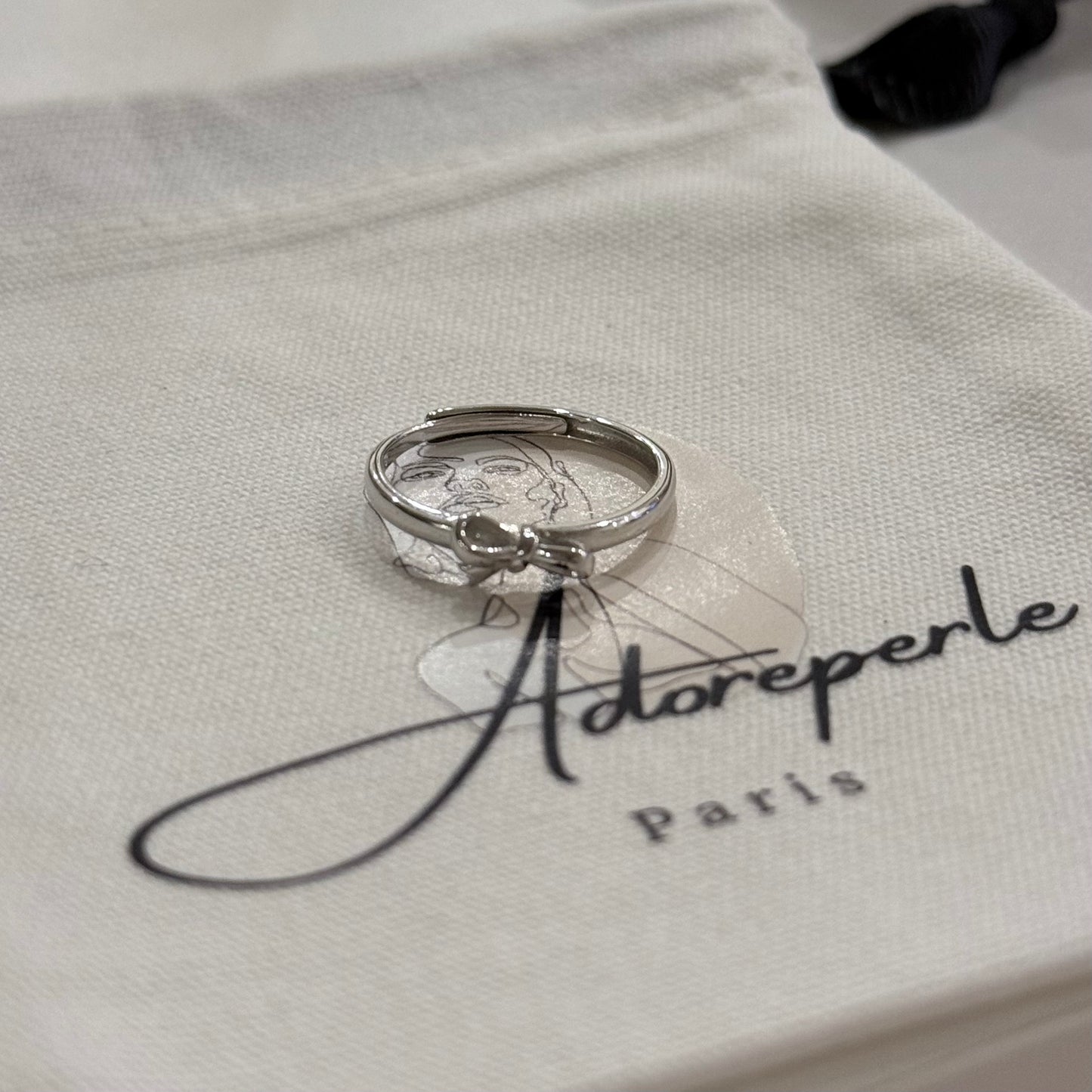 The Marais Collection — Minimalist rings (Silver)