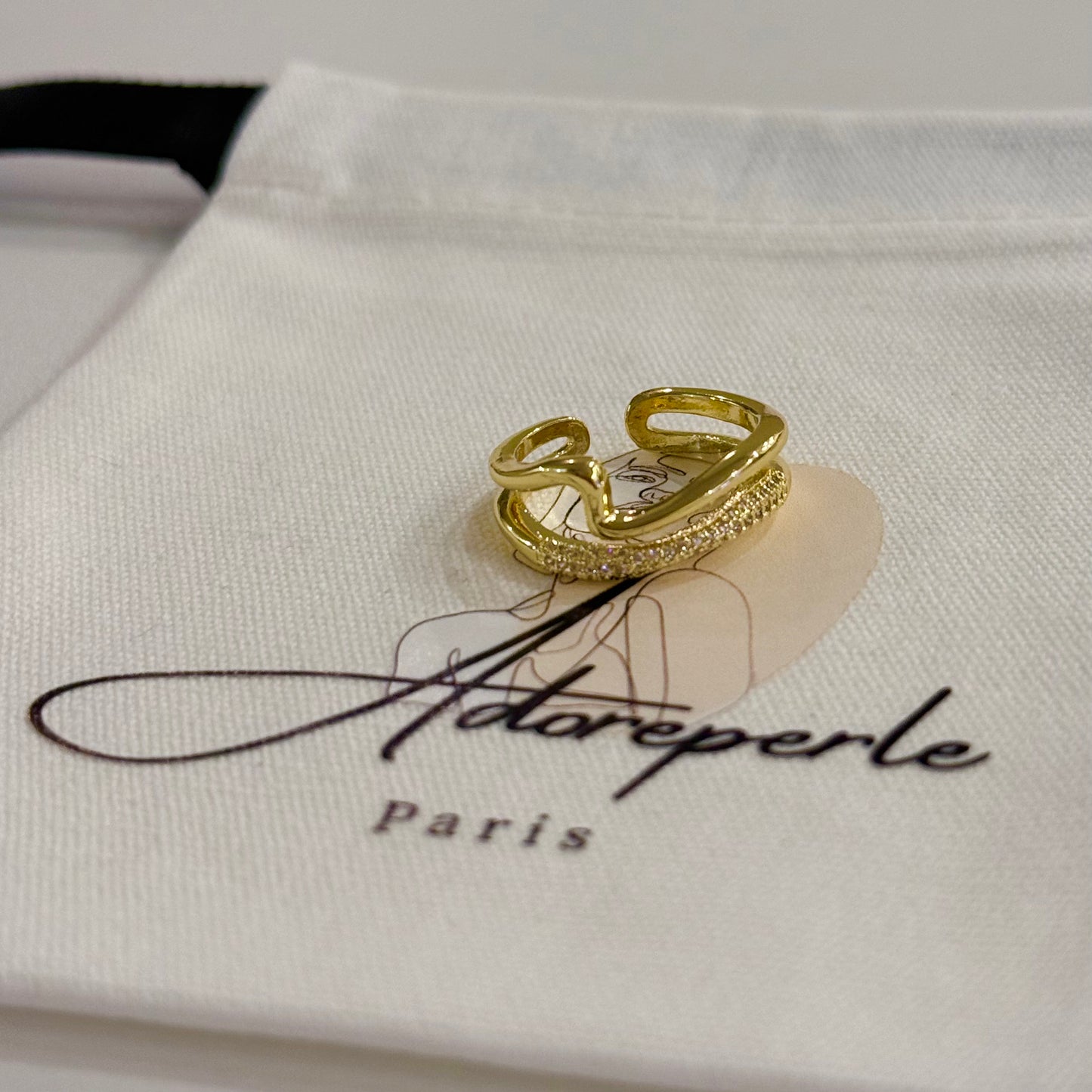The Marais Collection — Minimalist rings (Gold)