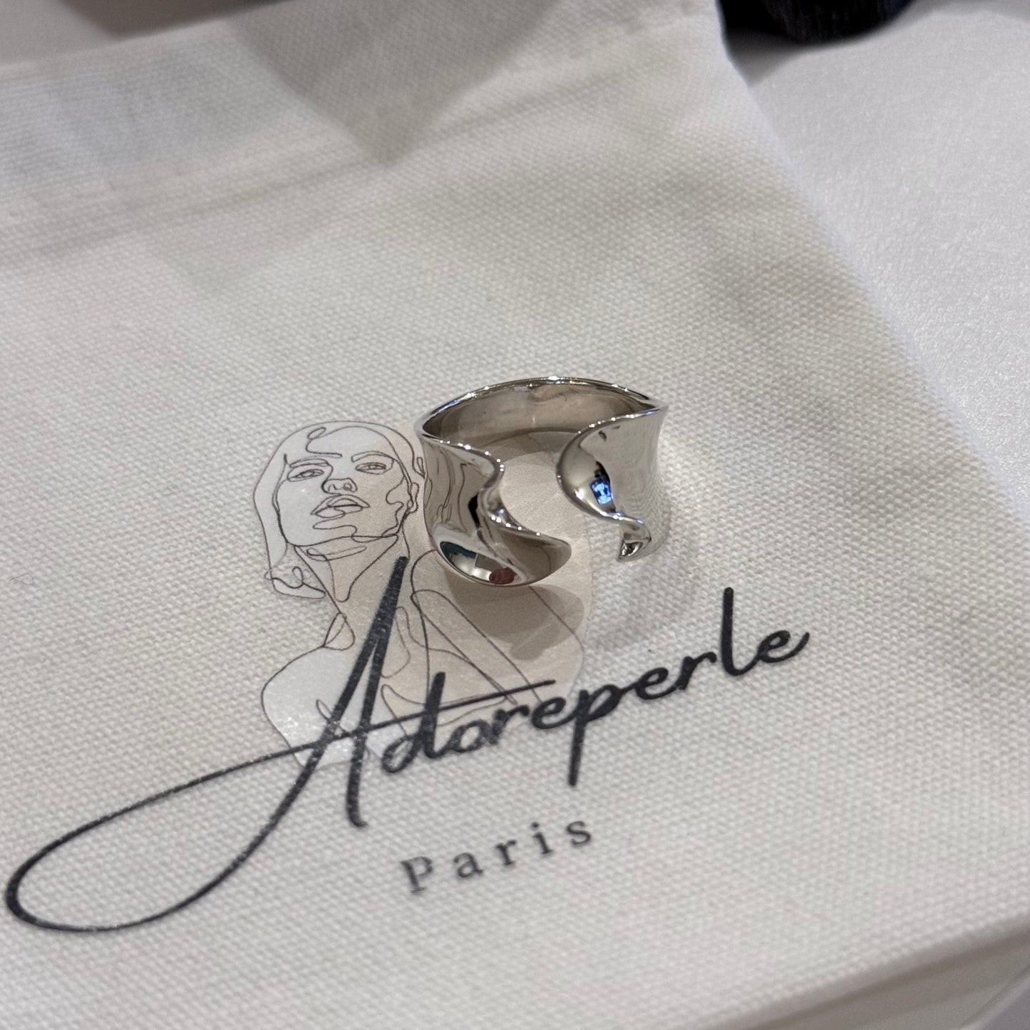 The Marais Collection — Minimalist rings (Silver)