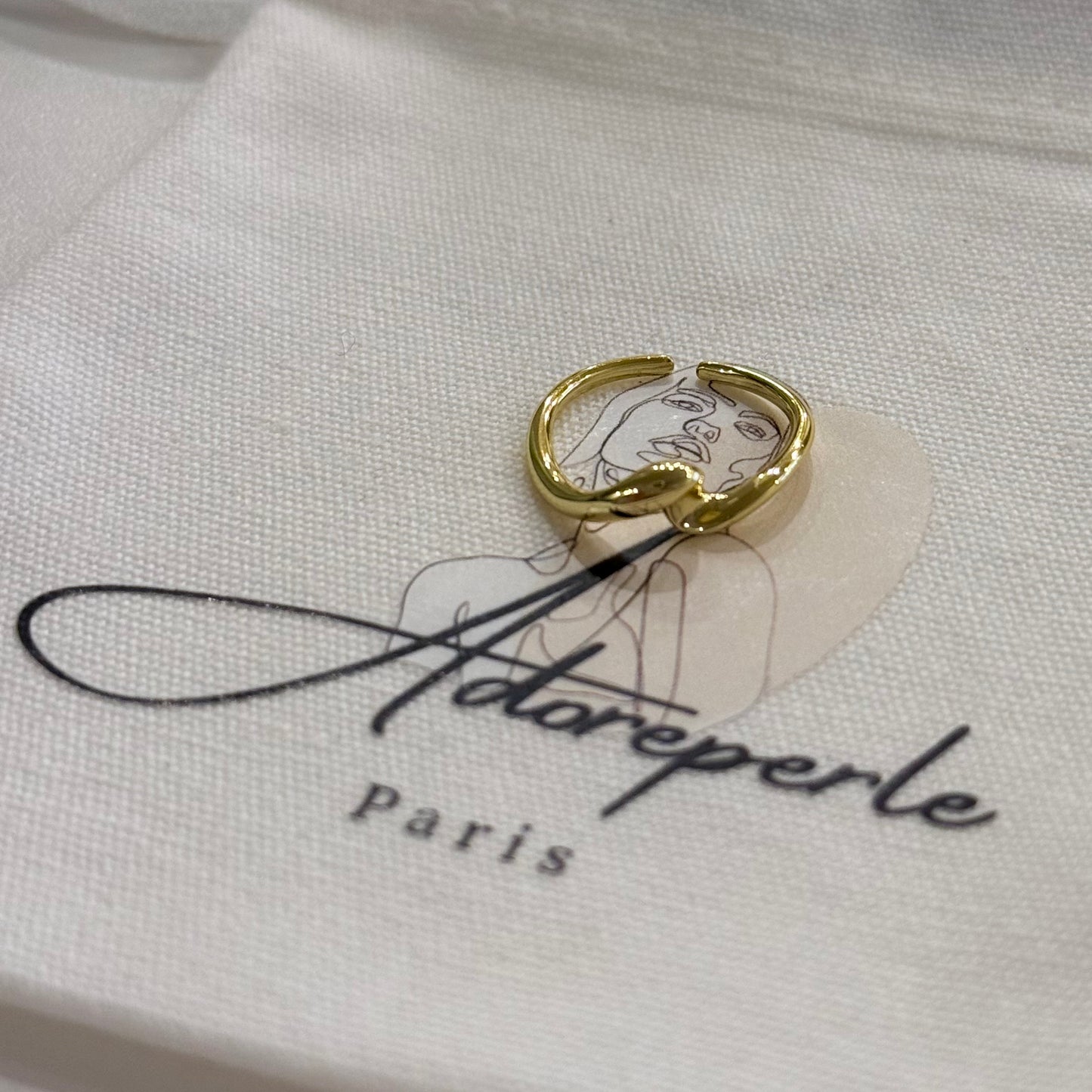 The Marais Collection — Minimalist rings (Gold)