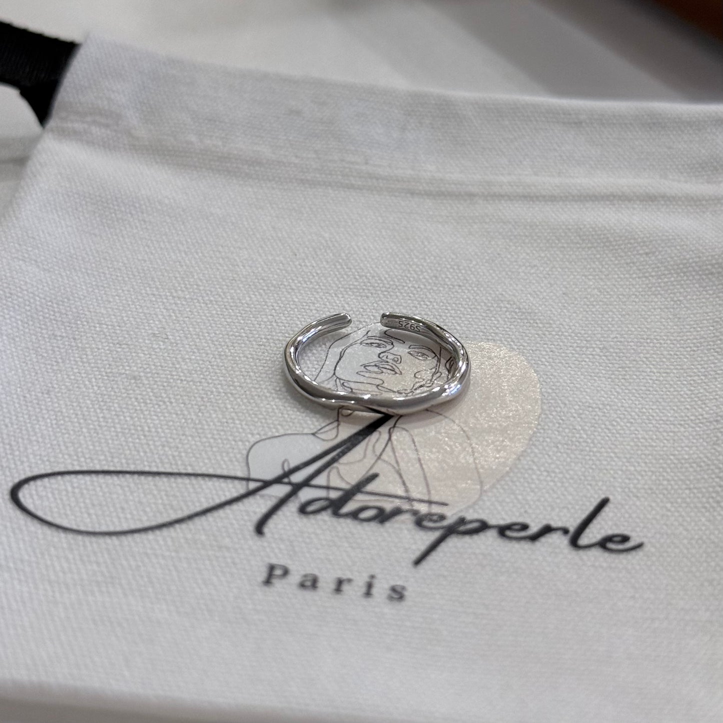 The Marais Collection — Minimalist rings (Silver)