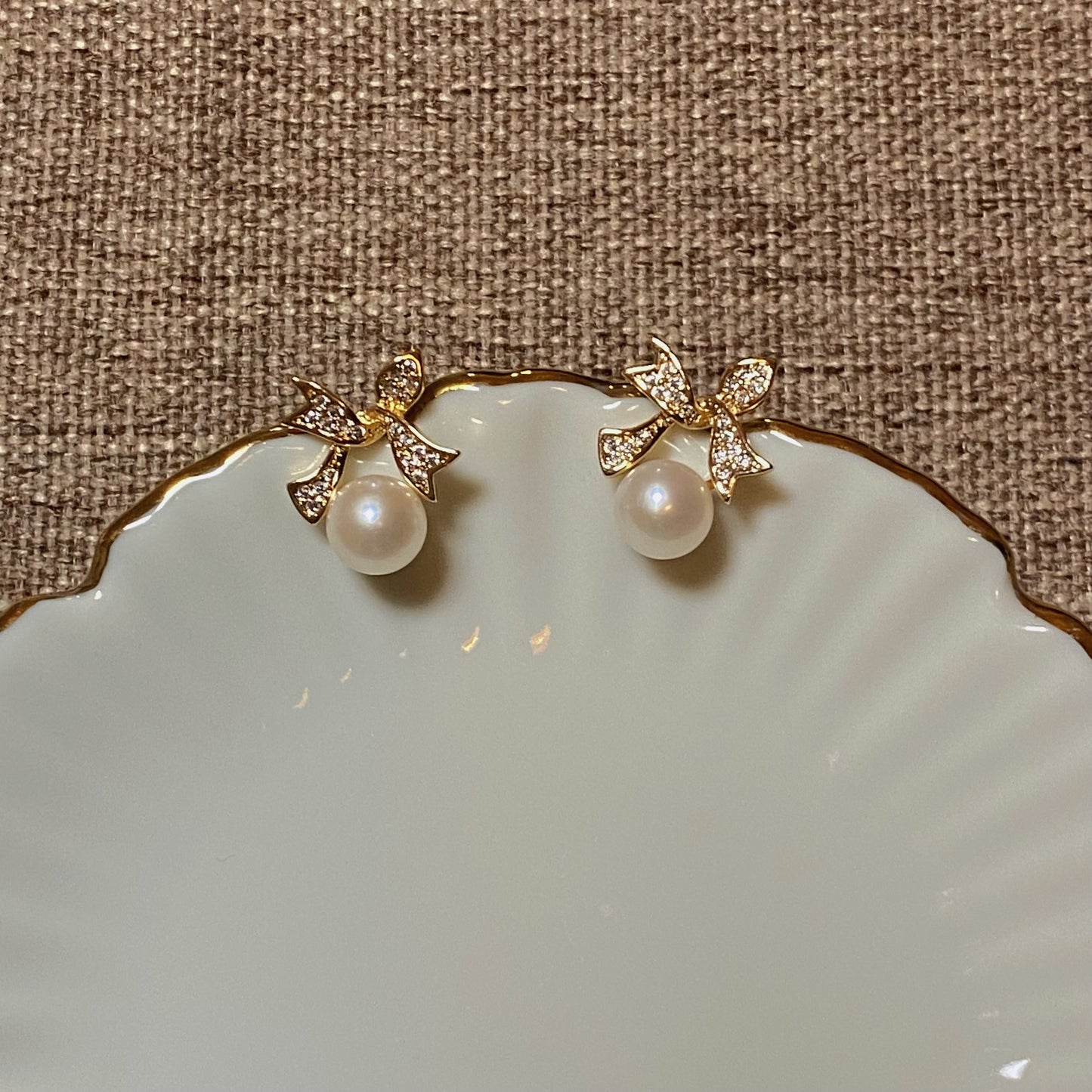 Collection Ephemeral - Pearl earrings