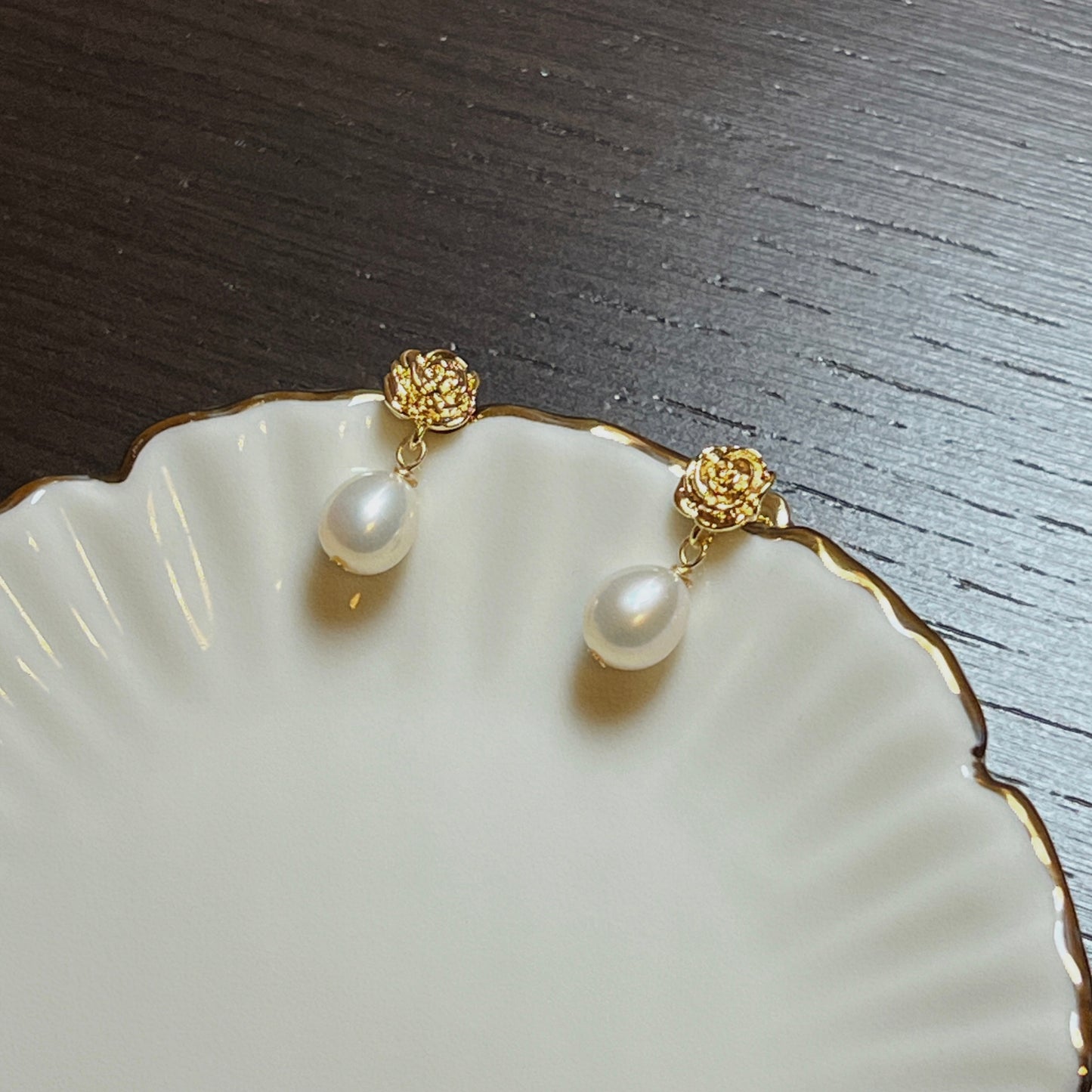 Collection Ephemeral - Pearl earrings