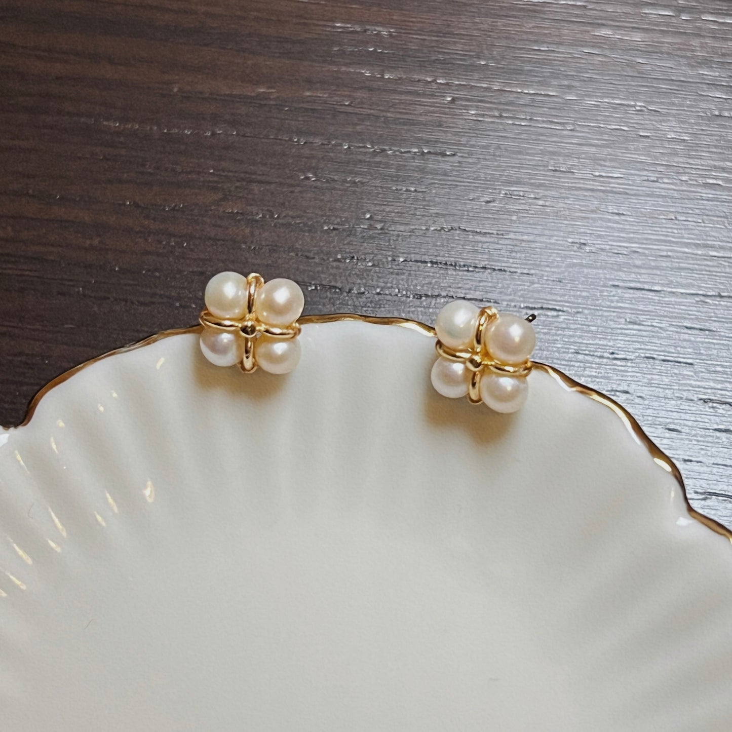 Collection Ephemeral - Pearl earrings